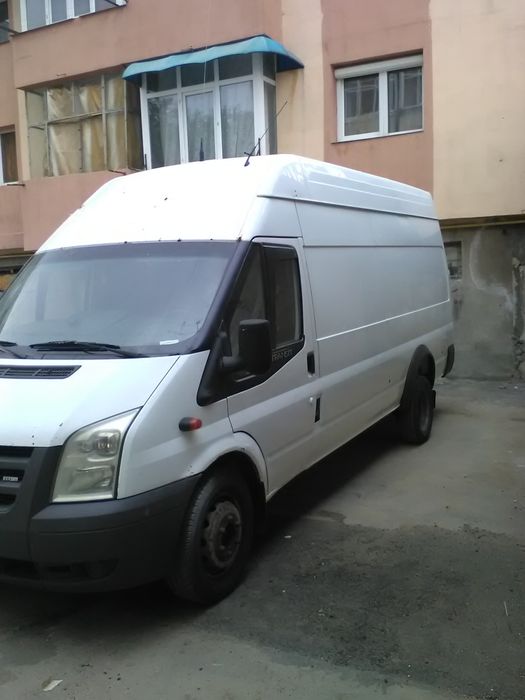 Vând Ford Transit 2007(plus încă una același model nefuncțională)