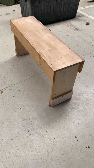 Băncuțe- 6 Bucăți din lemn 1 m/lățime 30 cm