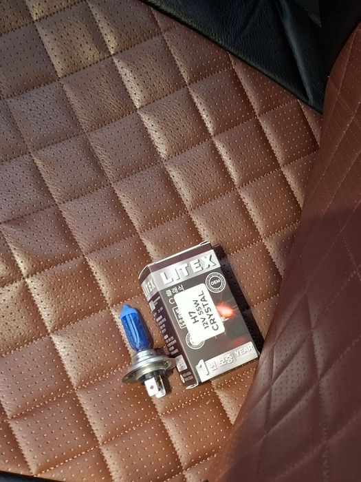 Продам лампочки Н7