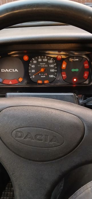 Dacia papuc 4x4 la manetă