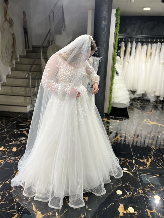 Rochie de mireasa (nepurtata)cu eticheta