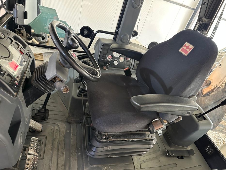 Buldoexcavator  an 2018