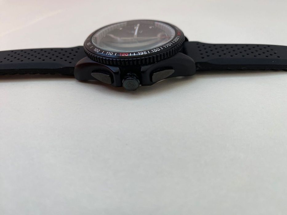 Масивни мъжки часовници