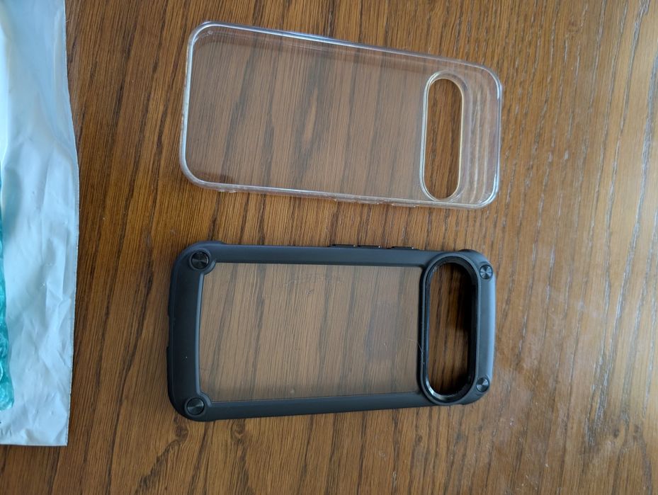 Husa google pixel 9 doua huse la 50 lei noi