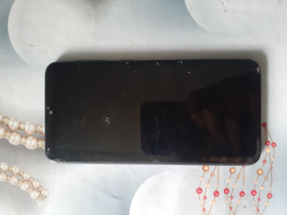 Продам самсунг а10     32/2