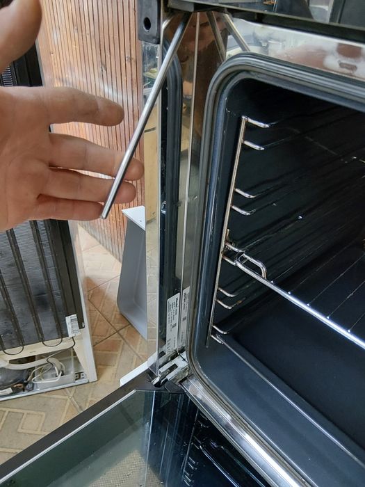 Като нова иноксова печка за вграждане с керамичен плот Миеле Miele Made in Germany  2 години Гаранция!