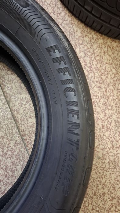 2бр летни гуми GoodYear 215 55 17