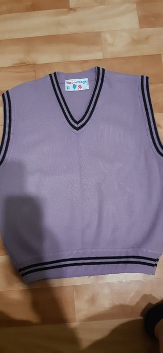 Продам школьный комплект в отл сост