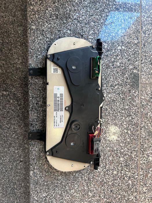 Табло километраж Opel Vivaro/Renault Trafic/