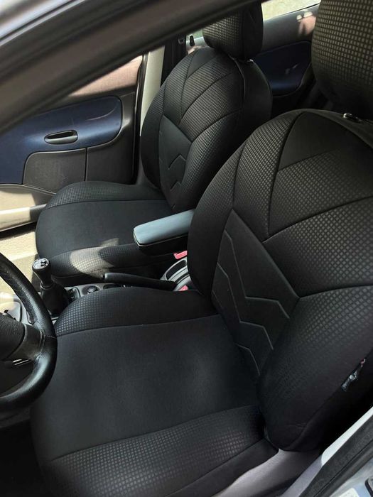 Универсална тапицерия за кола OtoM Tempo Design.