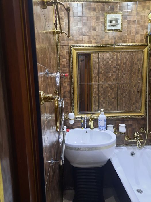 Продаётся квартира в центре