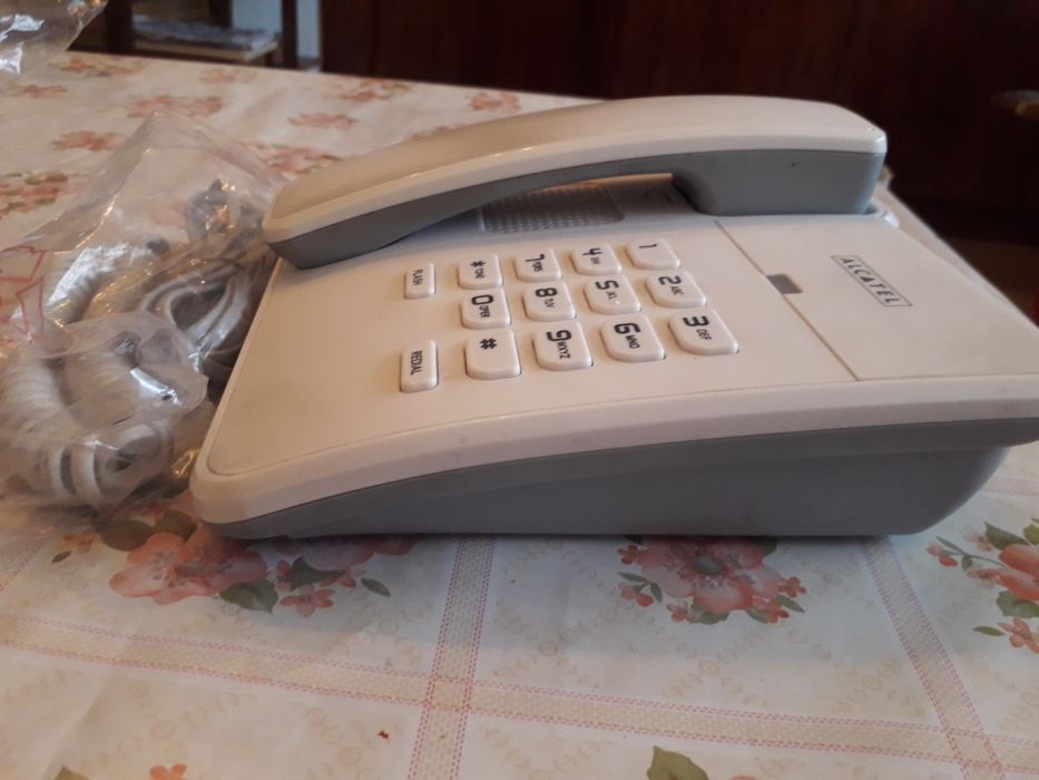 Стационарен телефон Alcatel