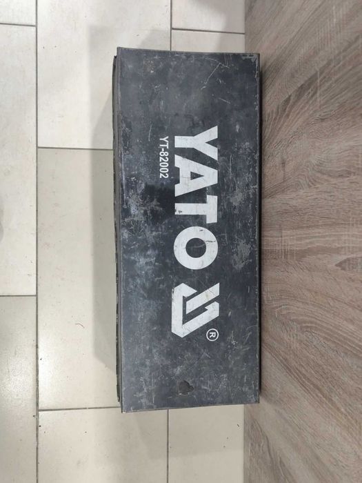 Къртач YATO-82002, 70 J, HEX, 1600 W