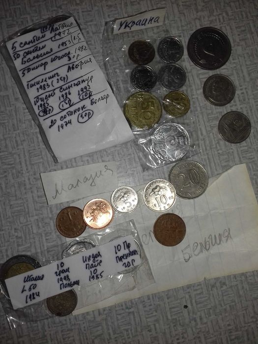 Продаю монеты разных стран