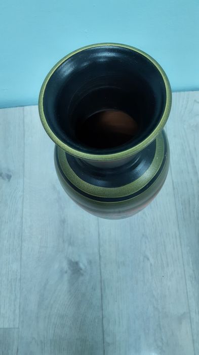 Продам Вазу 7000тен