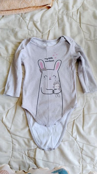 Продам Детские вещи.