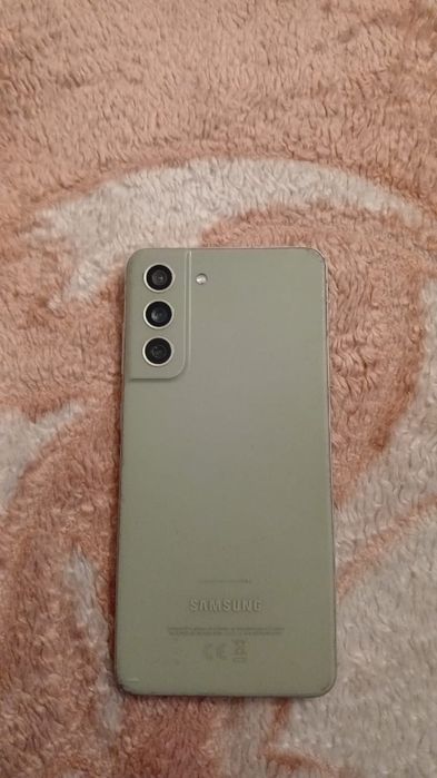 Продам Samsung S21 FE