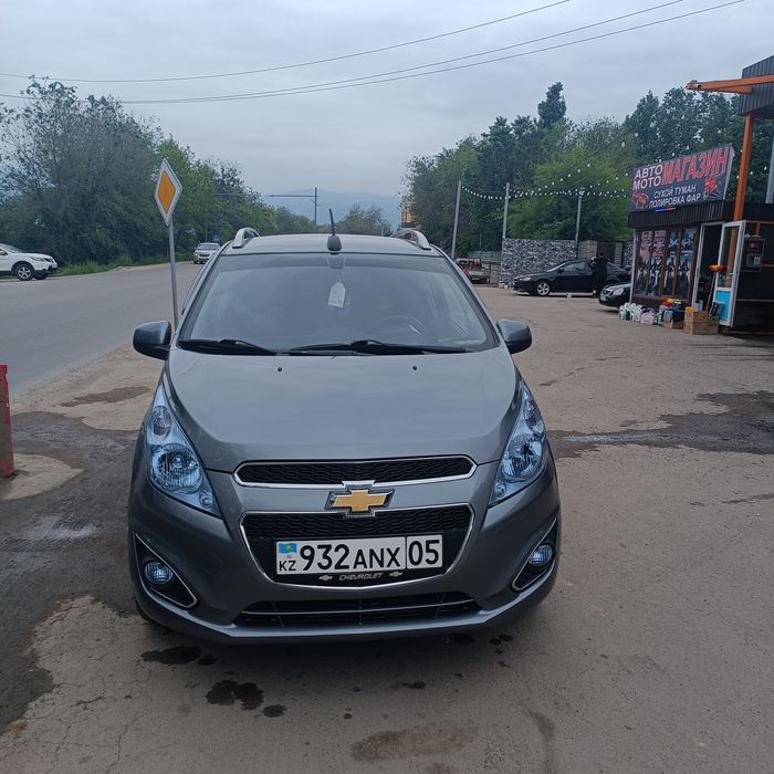 Шевролет Спарк 2022