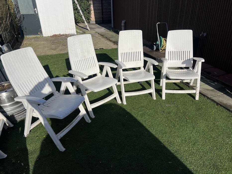 Градински столове