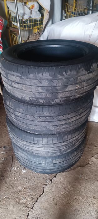 Продам комплект резины