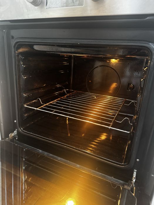 Продам встроенную духовку