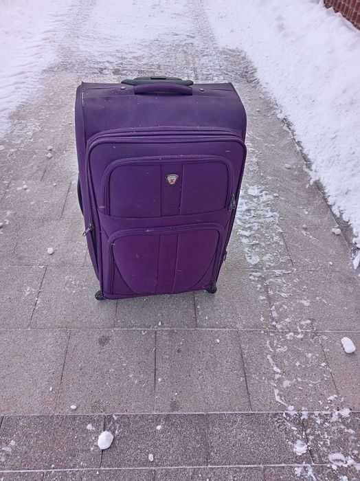 Сумка на колесах 4000 тенге