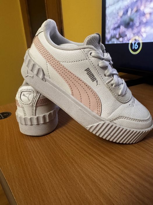 Adidasi Puma pentru copii.