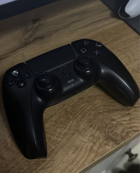 DualSense 5 для PS5 — отличное состояние!