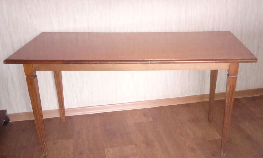 Столик журнальный