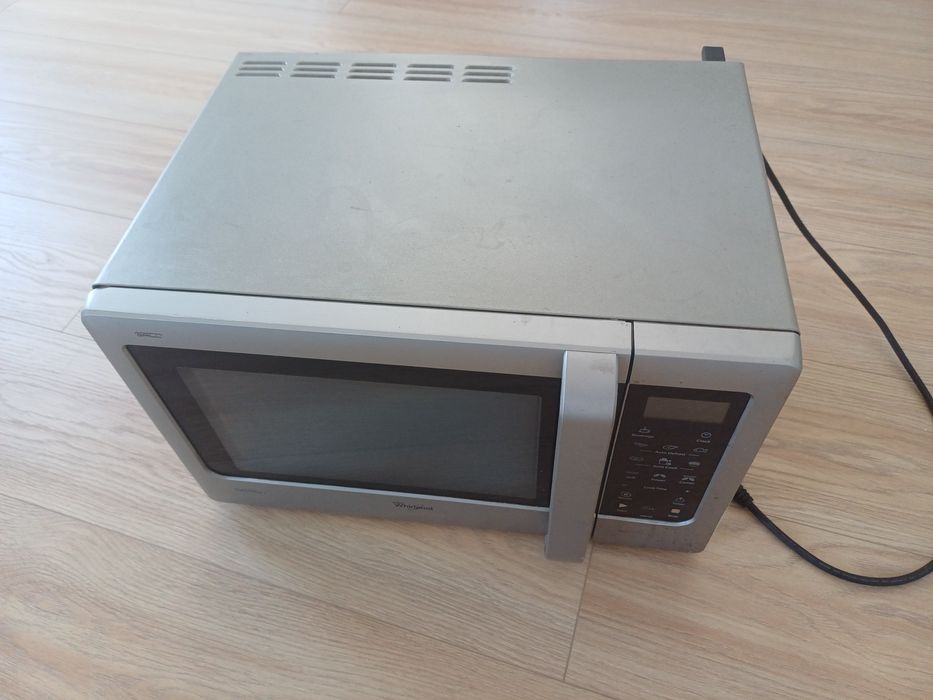Cuptor microunde Whirlpool