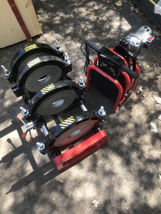 Станок для пайки пластиковых труб