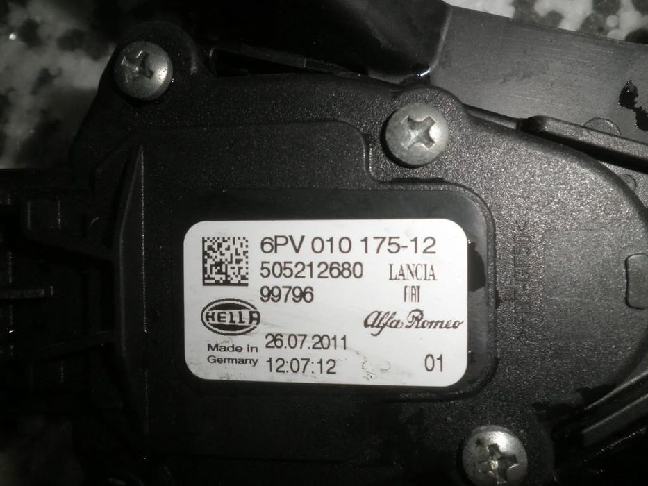 pedala acceleratie alfa romeo giulietta 1.4 tb 505212680 6pv010175