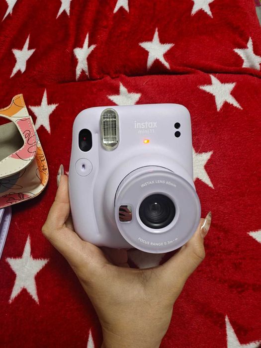 camera Instax mini 11 + album foto si husa