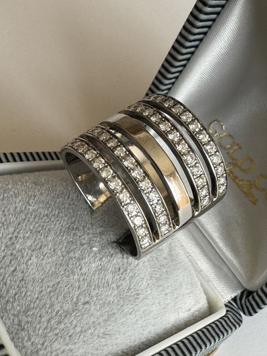 Красив Италиански 18К Златен Пръстен; 16г с 52 Диаманта; Размер 55;