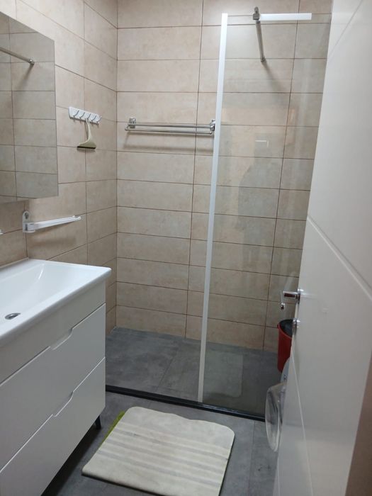 Merita!Apartament cu 3 camere decomandate etaj 2 /7 bloc nou.
