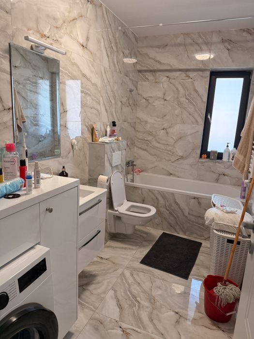 Apartament 3 camere de inchiriat