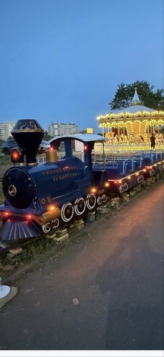 Parc de distractie mobil de inchiriat