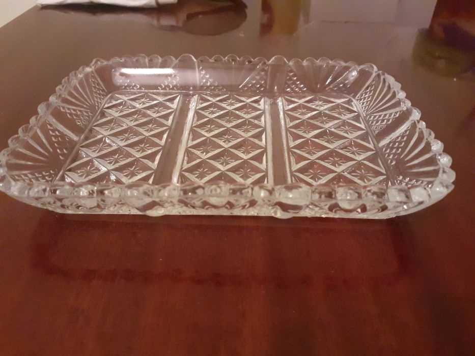 Тарелки 3000  тыс и Посуда.