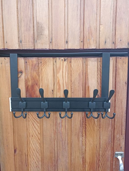 Продам Вешалку навесную на дверь