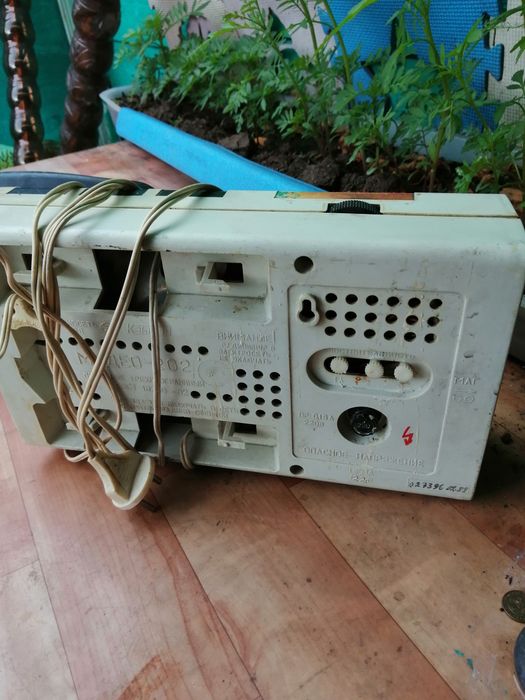 Продам радио "Медео 202"