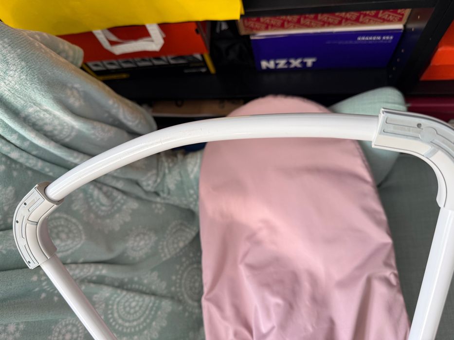 Baby Bjorn dusty pink