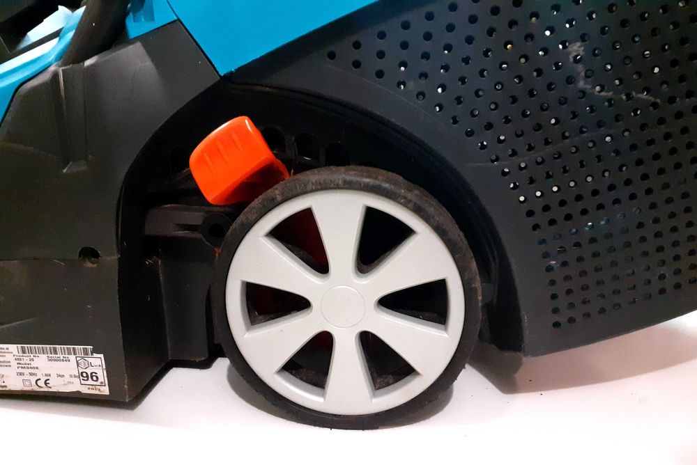 GARDENA PowerMax 34 E електрическа косачка