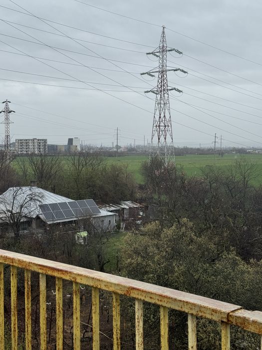 Schimb teren 3000 mp Ploiesti cu autoturism.