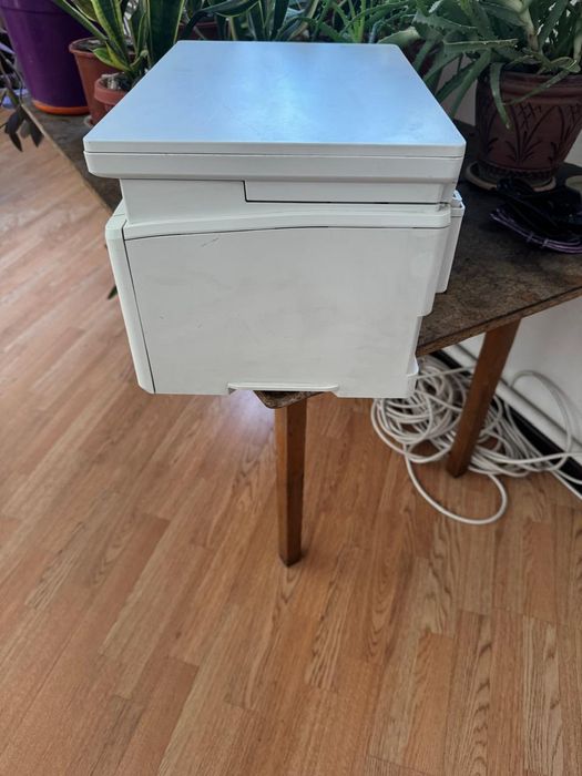 Продам,б/у МФУ НР М130а