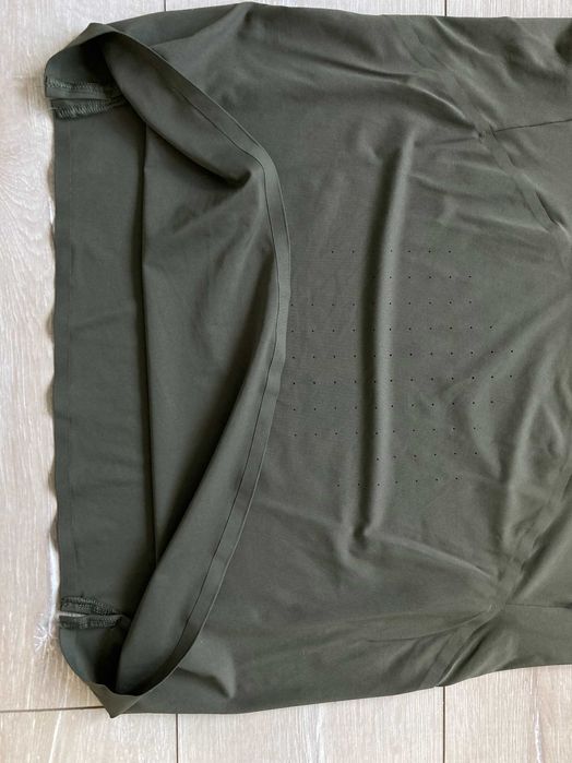 Under Armour IsoChill Perforated мъжка тениска размер М