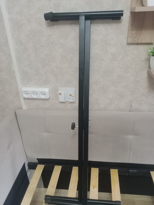 Продам синтезатор и вибро платформу