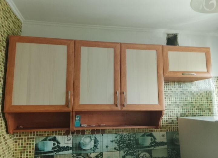 Кухонный гарнитур отдам бесплатно