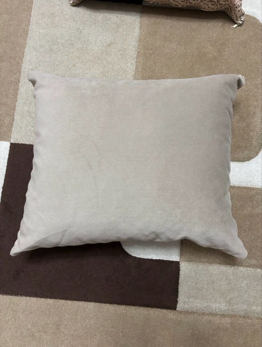 Подушки для дивана