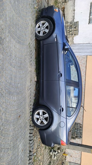 Vând Mitsubishi lancer