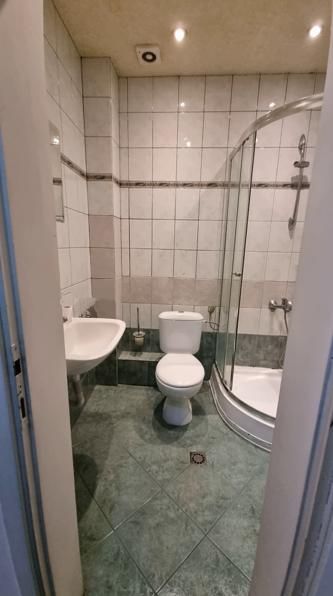 Дава се под наем Тристаен апартамент в София, Докторски паметник - 125 кв.м за 1370 € - Снимка #6